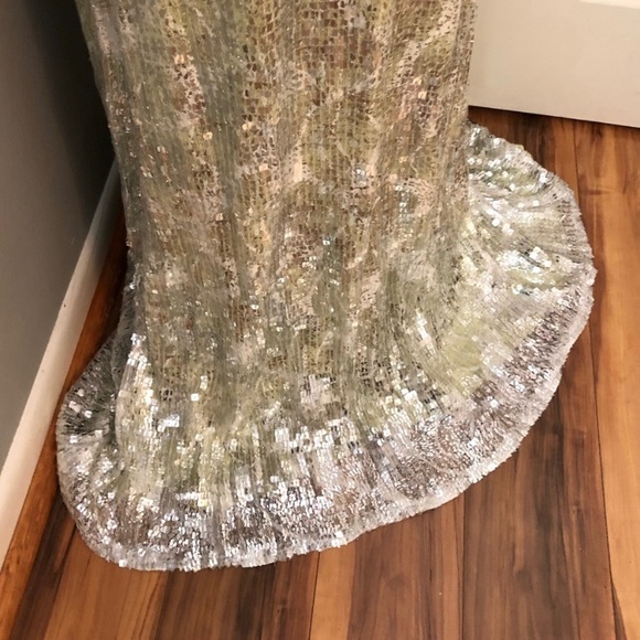 NEW CLARISSE SZ 6 LIMEADE ICE SEQUIN BEADED FORMAL EVENING GOWN - Picture 12 of 15